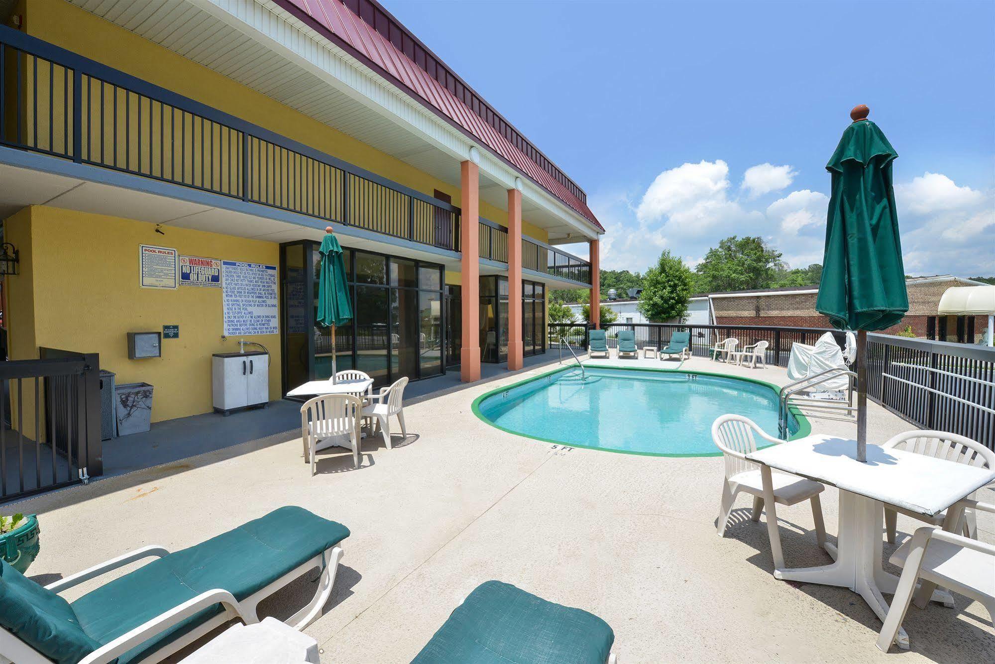 Suburban Studios Hinesville - Fort Stewart Area Dış mekan fotoğraf